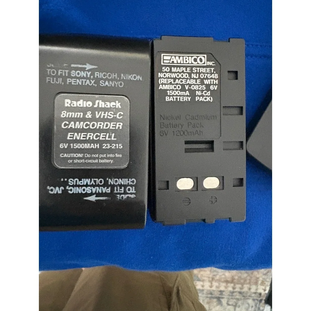 Sony Handycam CCD-F401 Video 8 Camcorder Bundle Remote AC-V60 Parts Repair